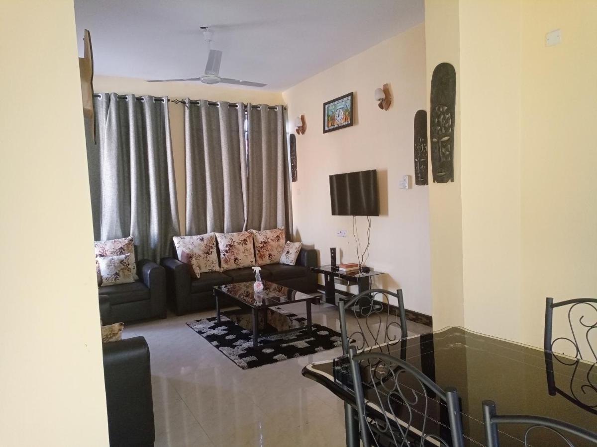 Chibuba Airport Accommodation Daressalam Exterior foto