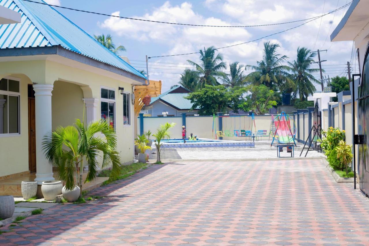 Chibuba Airport Accommodation Daressalam Exterior foto