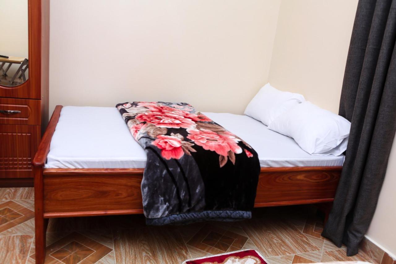 Chibuba Airport Accommodation Daressalam Exterior foto