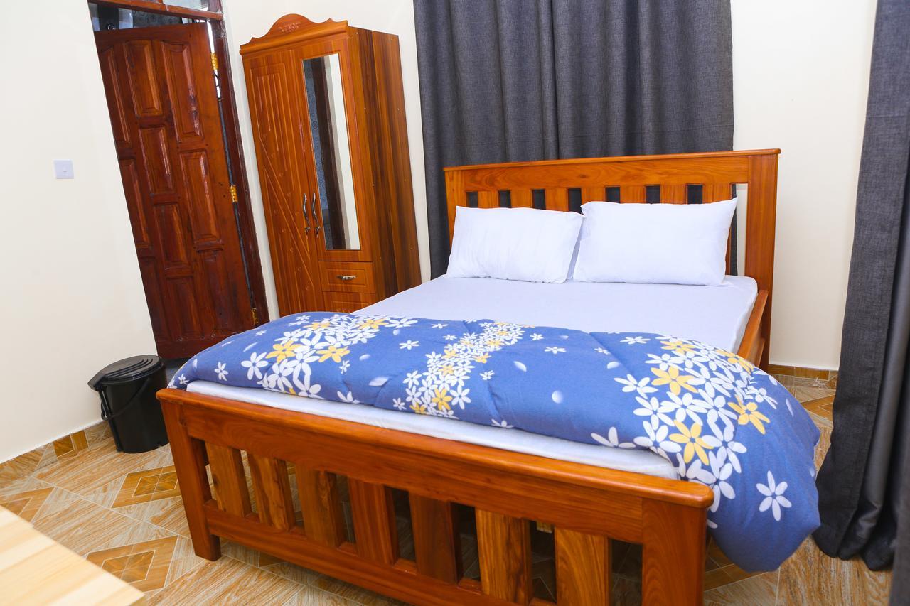 Chibuba Airport Accommodation Daressalam Exterior foto