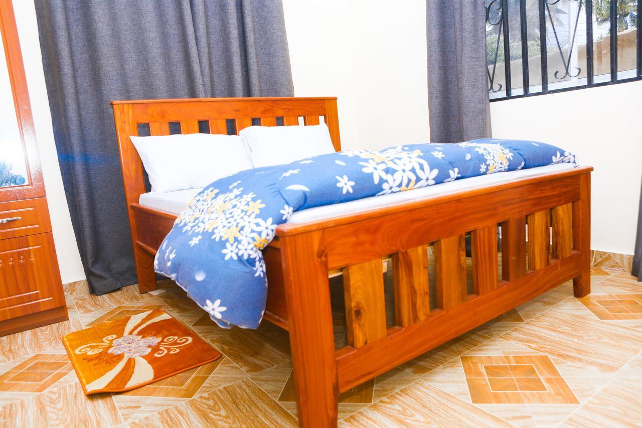 Chibuba Airport Accommodation Daressalam Exterior foto
